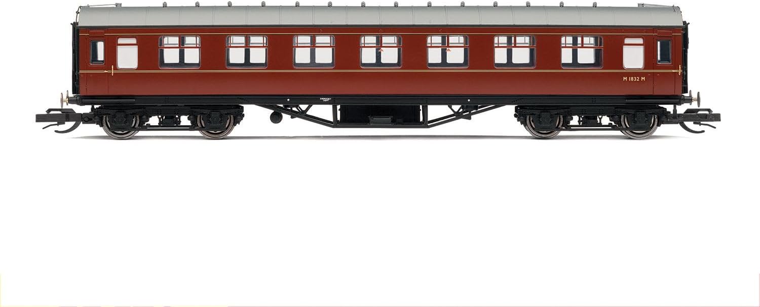 TT:120 BR 57' Corridor Third, No. M1832M