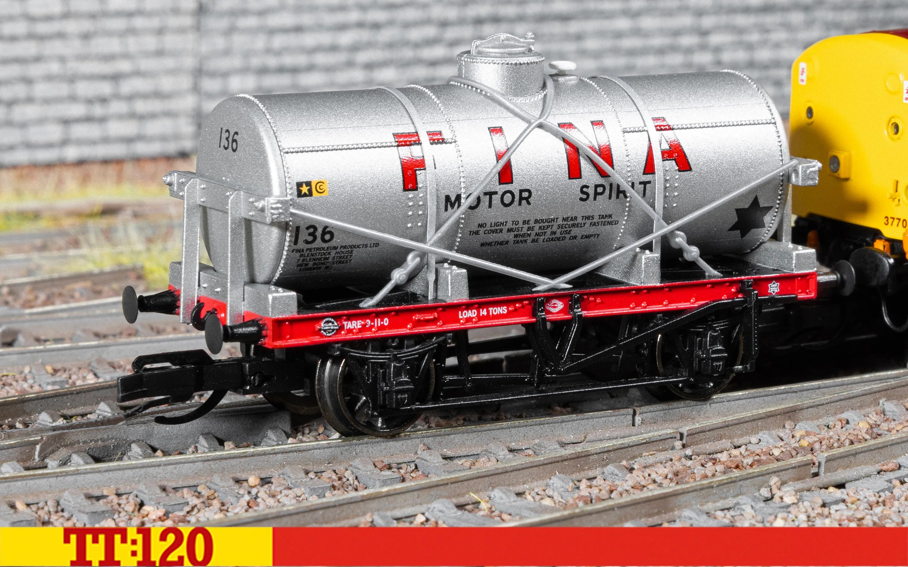 TT6047 - Hornby - TT:120 - Fina 12T Tank Wagon 136