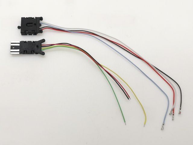 X7955 - Hornby - Loco Connector With Wires