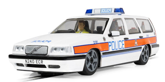 C4627 Volvo 850 Estate - Police Edition