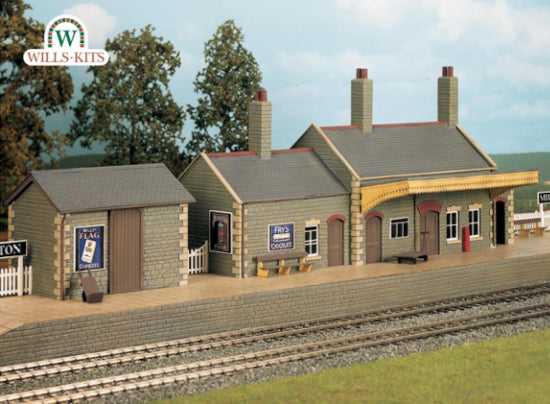CK17 - Wills Craftsman Country Station Building