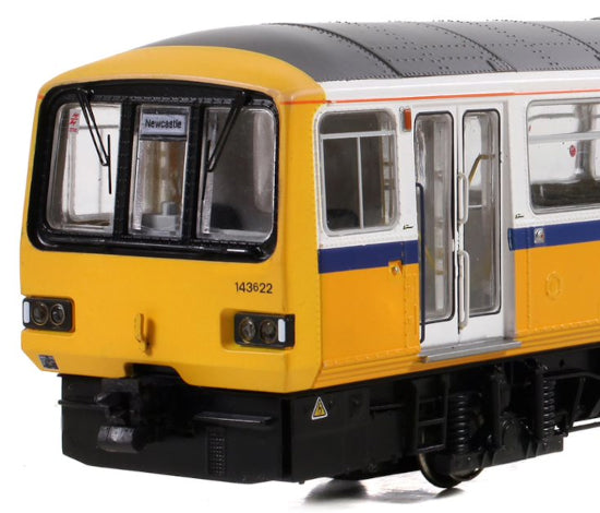 E83025 Class 143 2-Car DMU 143622 BR Tyne & Wear PTE SPECIAL OFFER