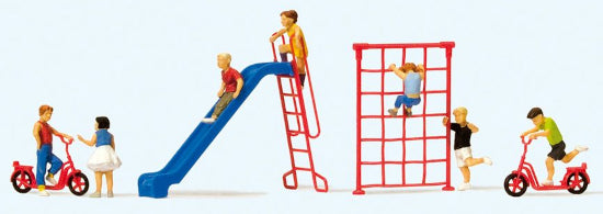PR10616 Playing Children Scene (7) HO Gauge