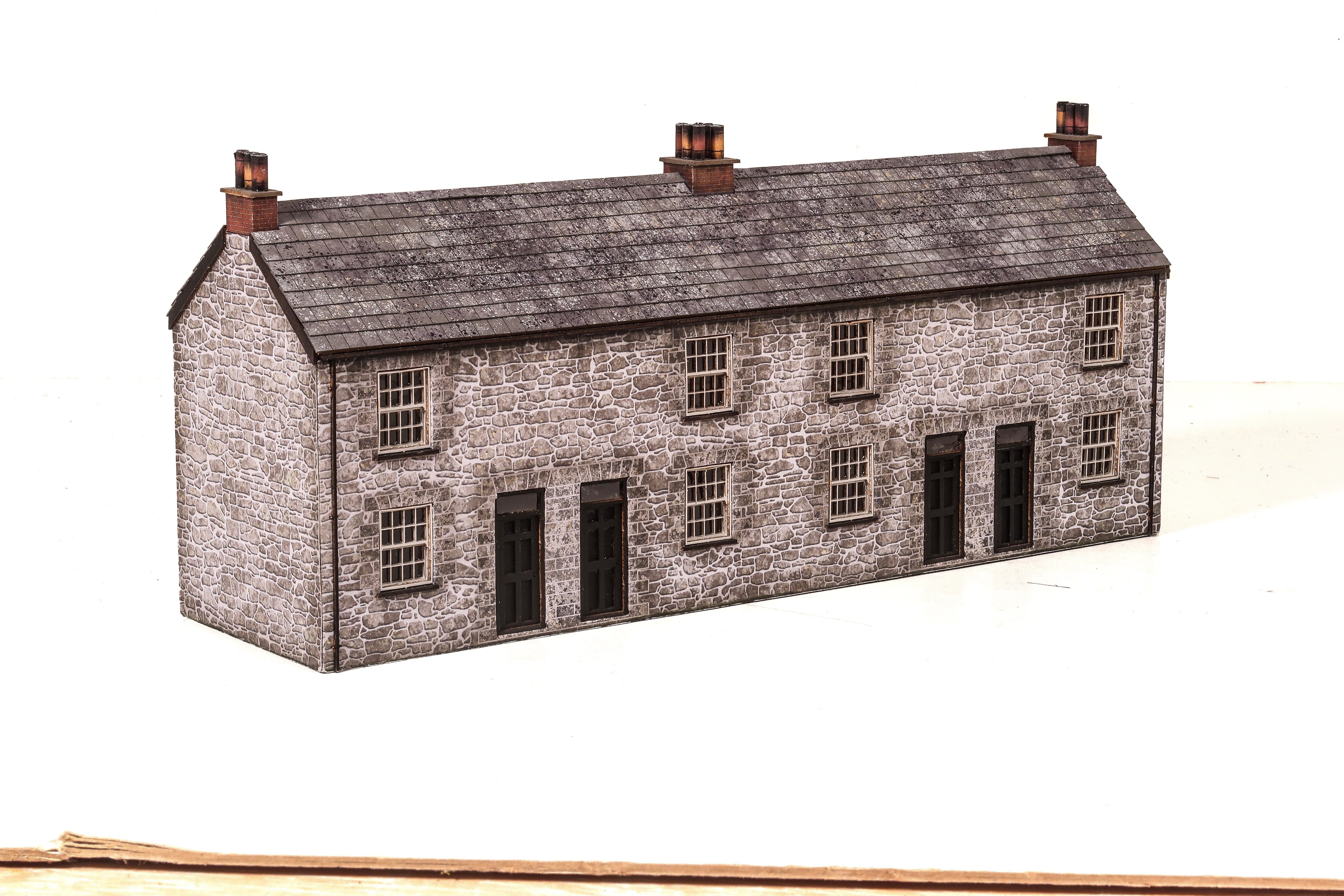 KX080 - Scale Model Scenery - OO/HO - Terraced Cottages