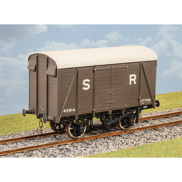 PS13 - SR 12 Ton Goods Van